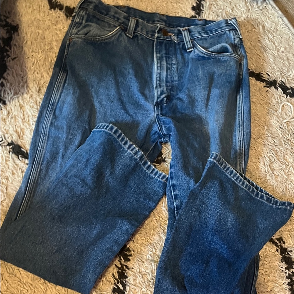 Wrangler Men's Deep Blue Bootcut Jeans